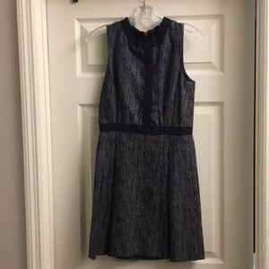 Pippa size 4 Navy/white dress